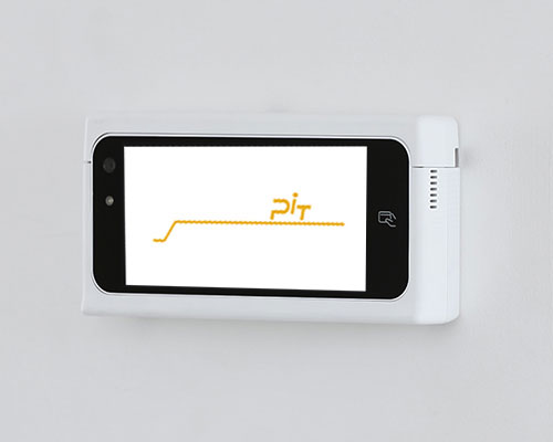 壁掛けクレードル